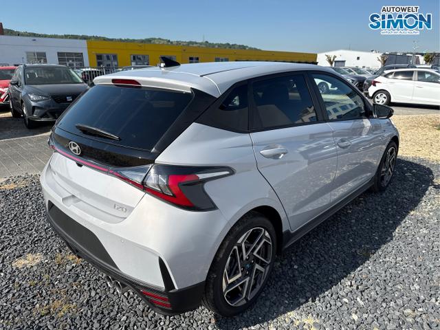 Hyundai / i20 / Weiß /  /  / 
