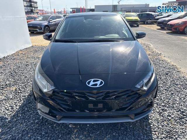 Hyundai / i20 / Weiß /  /  / 
