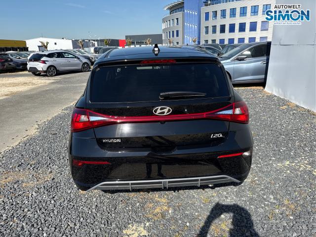 Hyundai / i20 / Weiß /  /  / 