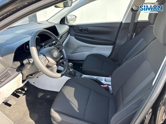Hyundai / i20 / Weiß /  /  / 