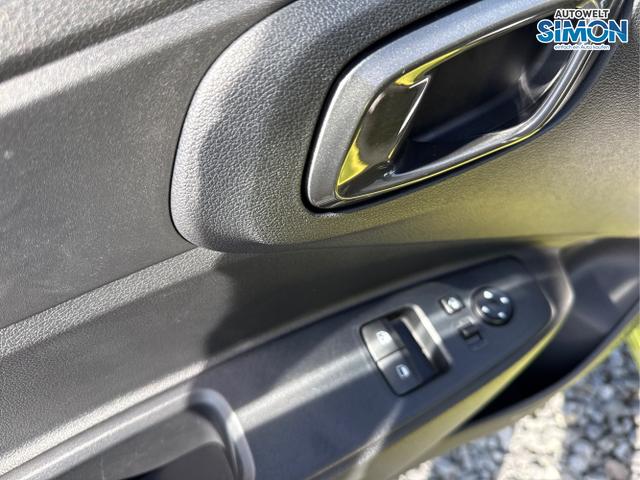 Hyundai / i10 / Weiß /  /  / 