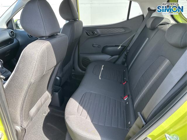 Hyundai / i10 / Weiß /  /  / 