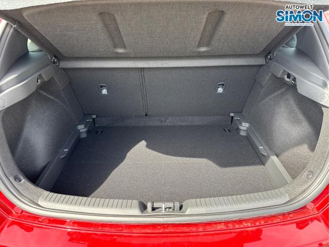 Hyundai / i30 / Weiß /  /  / 