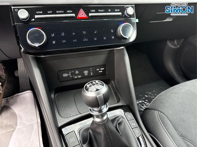 Hyundai / TUCSON FACELIFT / Weiß /  /  / 