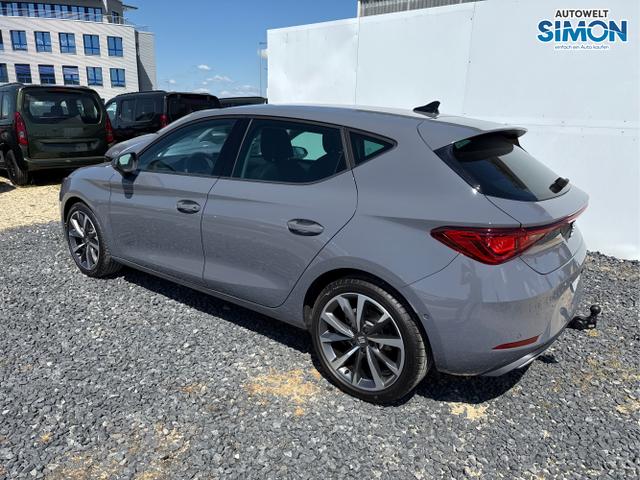 Seat / Leon / Weiß /  /  / 