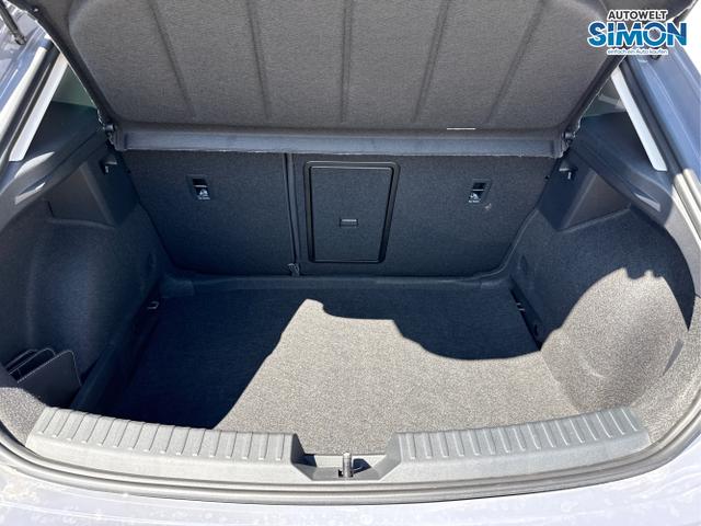 Seat / Leon / Weiß /  /  / 