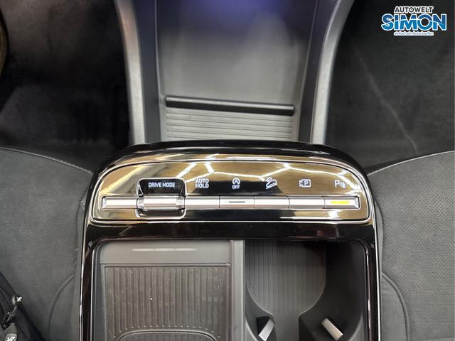 Hyundai / TUCSON FACELIFT / Shimmering Silver R2T /  /  / DCT 20th Anniversary ACC NAVI PANO KRELL 360 SHZ 