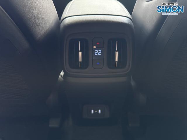 Hyundai / TUCSON FACELIFT / Shimmering Silver R2T /  /  / DCT 20th Anniversary ACC NAVI PANO KRELL 360 SHZ 