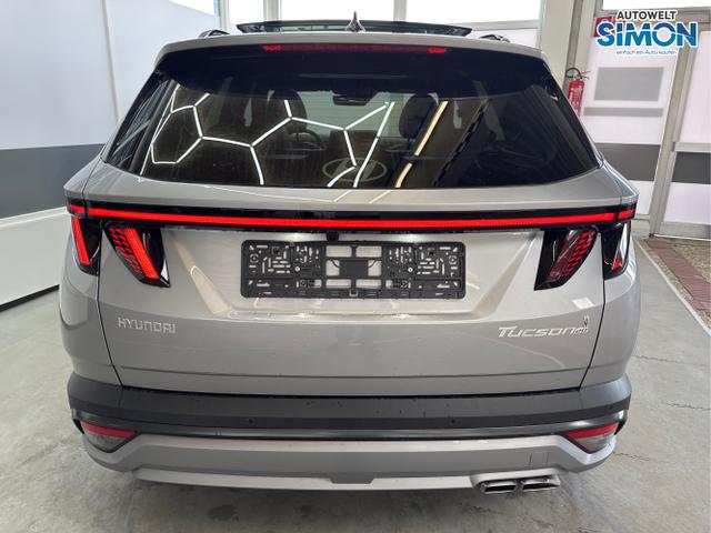 Hyundai / TUCSON FACELIFT / Shimmering Silver R2T /  /  / DCT 20th Anniversary ACC NAVI PANO KRELL 360 SHZ 