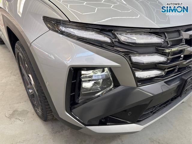 Hyundai / TUCSON FACELIFT / Shimmering Silver R2T /  /  / DCT 20th Anniversary ACC NAVI PANO KRELL 360 SHZ 