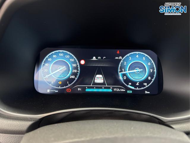 Hyundai / i30 / Weiß /  /  / SHZ NAVI KLIMAAUTOMATIK ALU SmartKey 