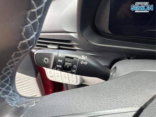 Hyundai / BAYON / Rot /  /  / AHK NAVI LED PDC v+h RFK SHZ v+h