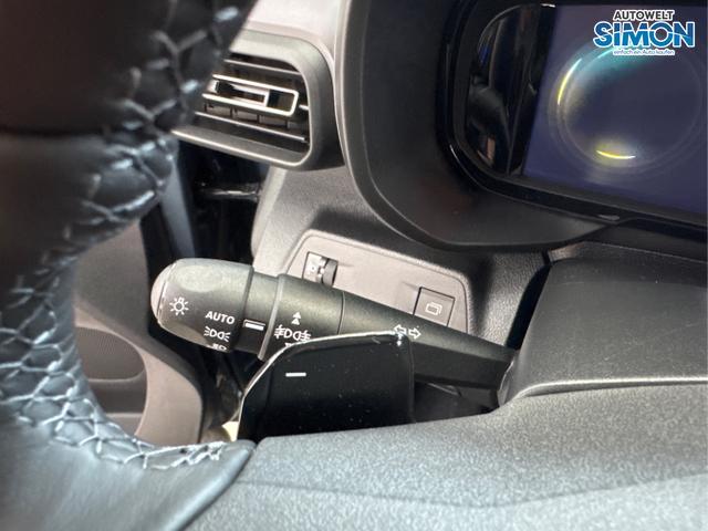 Fiat / Doblò / Blau /  /  / AUT 7-SITZER STYLE PACK SHZ TOTWINKEL UConnect 