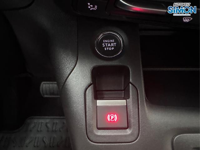 Fiat / Doblò / Blau /  /  / AUT 7-SITZER STYLE PACK SHZ TOTWINKEL UConnect 