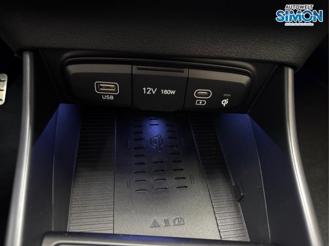 Hyundai / BAYON / Grün /  /  / NAVI SHZ RFK PDC KLIMAAUTOMATIK Licht/Regensensor