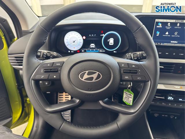 Hyundai / BAYON / Grün /  /  / NAVI SHZ RFK PDC KLIMAAUTOMATIK Licht/Regensensor