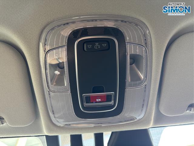 Hyundai / BAYON / Grün /  /  / NAVI SHZ RFK PDC KLIMAAUTOMATIK Licht/Regensensor