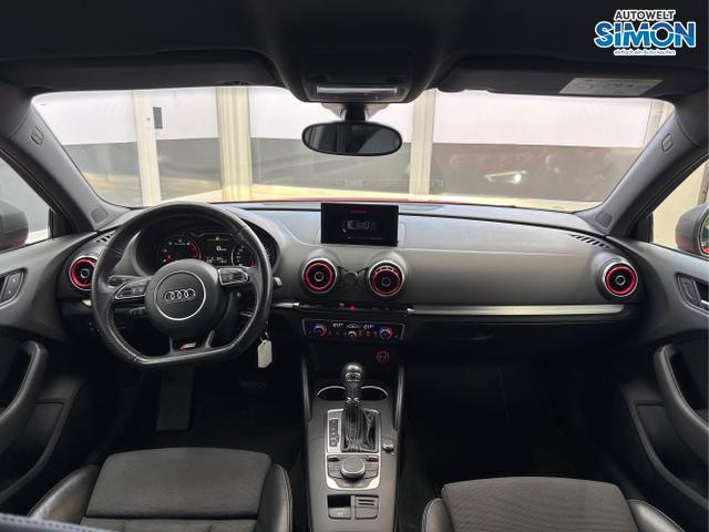 Audi / A3 / Rot /  /  / S-LINE ACC XENON SHZ PDC 