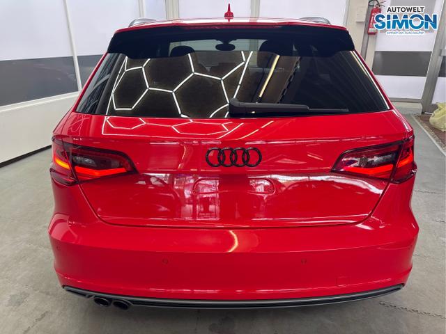 Audi / A3 / Rot /  /  / S-LINE ACC XENON SHZ PDC 