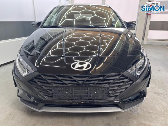 Hyundai / i20 / Schwarz /  /  / WP NAVI RFK TEMPOMAT