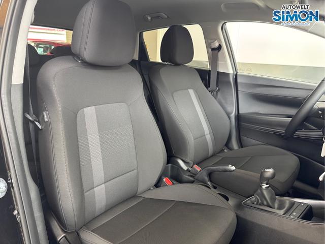 Hyundai / i20 / Schwarz /  /  / WP NAVI RFK TEMPOMAT