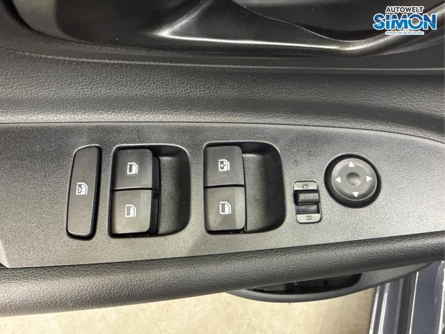 Hyundai / i20 / Grau /  /  / NAVI RFK TEMPOMAT