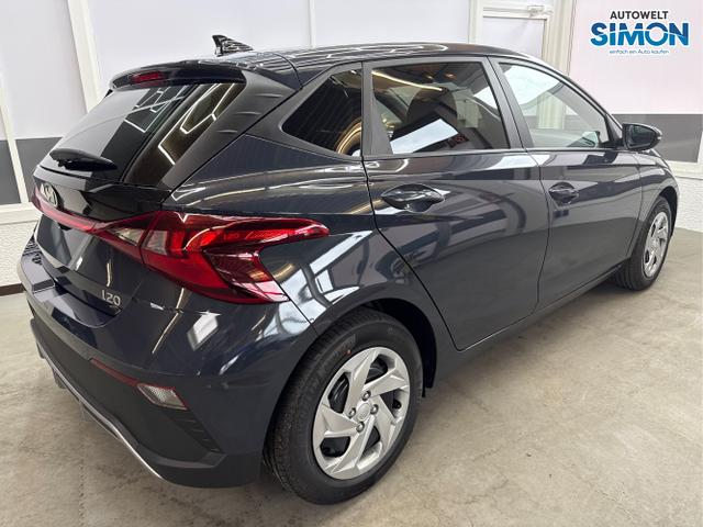 Hyundai / i20 / Grau /  /  / NAVI RFK TEMPOMAT