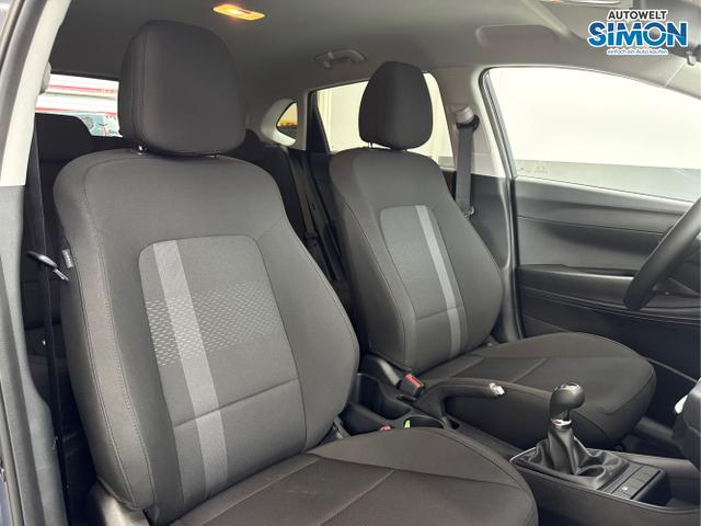 Hyundai / i20 / Grau /  /  / NAVI RFK TEMPOMAT