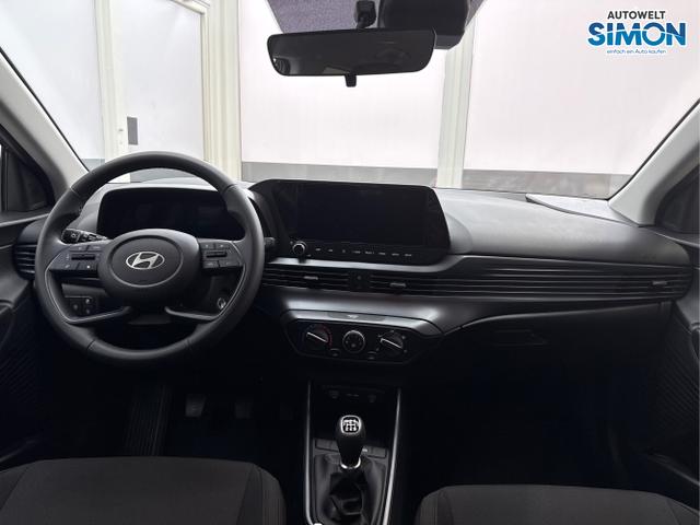 Hyundai / i20 / Grau /  /  / NAVI RFK TEMPOMAT