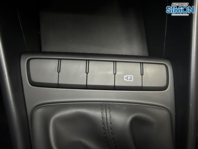 Hyundai / i20 / Grau /  /  / NAVI RFK TEMPOMAT