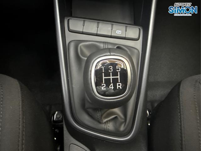Hyundai / i20 / Grau /  /  / NAVI RFK TEMPOMAT