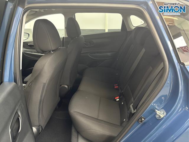 Hyundai / i20 / Blau /  /  / WP KLIMAAUTOMATIK NAVI RFK TEMPOMAT