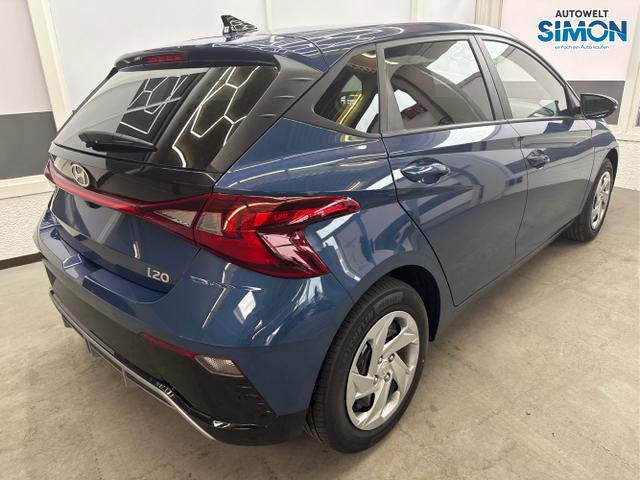 Hyundai / i20 / Blau /  /  / WP KLIMAAUTOMATIK NAVI RFK TEMPOMAT
