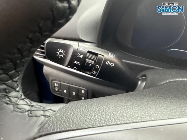 Hyundai / i20 / Blau /  /  / WP KLIMAAUTOMATIK NAVI RFK TEMPOMAT