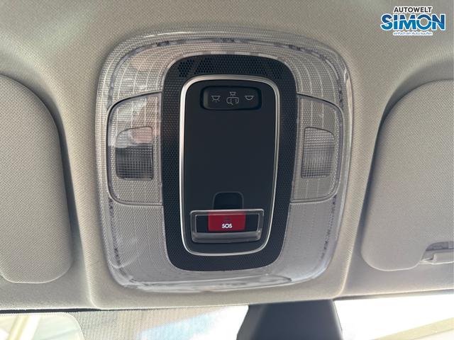 Hyundai / i20 / Schwarz /  /  / NAVI RFK TEMPOMAT