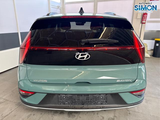Hyundai / BAYON / Grün /  /  / NAVI SHZ RFK PDC KLIMAAUTOMATIK
