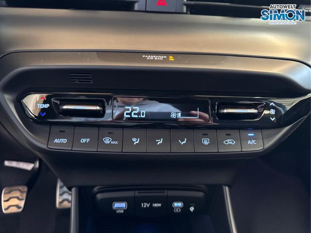 Hyundai / BAYON / Grün /  /  / NAVI SHZ RFK PDC KLIMAAUTOMATIK