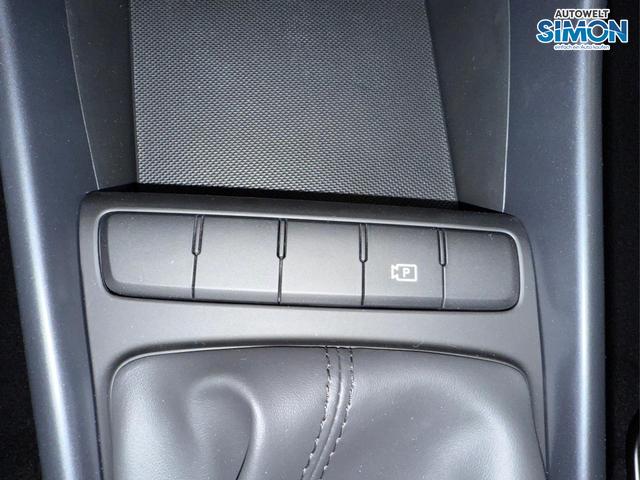 Hyundai i20 COMFORT FL NAVI RFK TEMPOMAT 