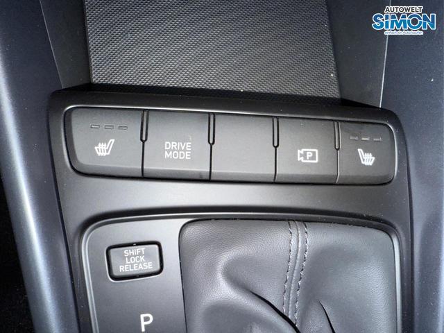 Hyundai BAYON LIFE FL DCT SHZ NAVI RFK PDC 