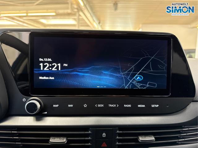 Hyundai / i20 / Blau /  /  / NAVI SHZ LED ALU RFK SHZ KLIMAAUTOMATIK 
