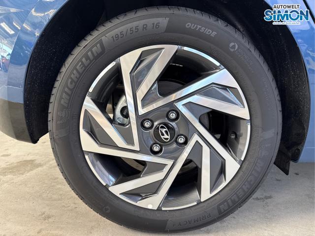 Hyundai / i20 / Blau /  /  / NAVI SHZ LED ALU RFK SHZ KLIMAAUTOMATIK 