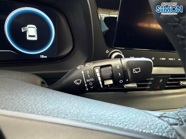 Hyundai / i20 / Blau /  /  / NAVI SHZ LED ALU RFK SHZ KLIMAAUTOMATIK 