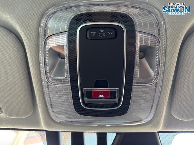 Hyundai / i20 / Blau /  /  / NAVI SHZ LED ALU RFK SHZ KLIMAAUTOMATIK 