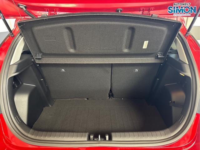Hyundai / i20 / Rot /  /  / WP KLIMAAUTOMATIK NAVI RFK TEMPOMAT