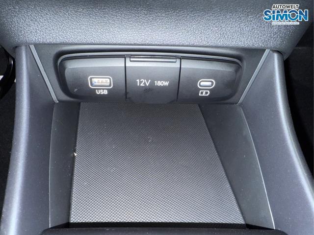 Hyundai / i20 / Rot /  /  / WP KLIMAAUTOMATIK NAVI RFK TEMPOMAT