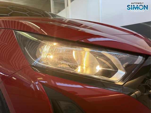 Hyundai / i20 / Rot /  /  / WP KLIMAAUTOMATIK NAVI RFK TEMPOMAT