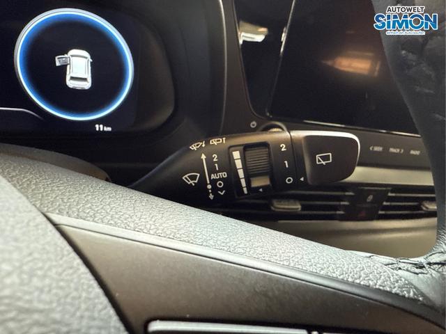 Hyundai / BAYON / Schwarz /  /  / NAVI SHZ RFK PDC KLIMAAUTOMATIK Licht/Regensensor