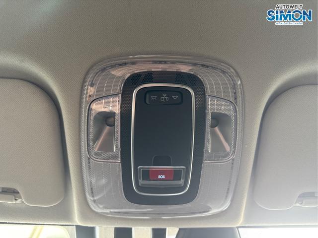 Hyundai / BAYON / Schwarz /  /  / NAVI SHZ RFK PDC KLIMAAUTOMATIK Licht/Regensensor