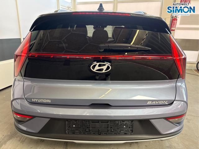 Hyundai / BAYON / Blau /  /  / DCT ACC SmartSense PLUS NAVI SHZ RFK PDC KLIMAAUTOMATIK