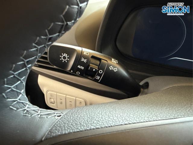 Hyundai / BAYON / Blau /  /  / DCT ACC SmartSense PLUS NAVI SHZ RFK PDC KLIMAAUTOMATIK